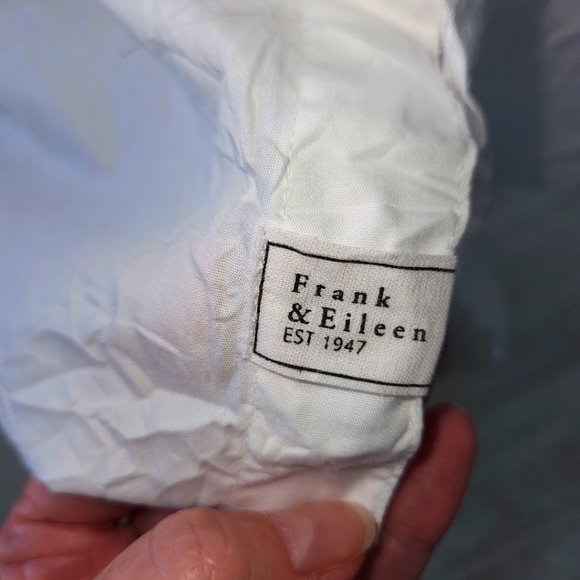 Frank & Eileen White Button Down Shirt Size L - Picture 6 of 7